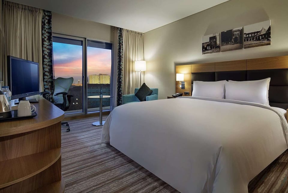 In-room safe, desk, iron/ironing board, free WiFi