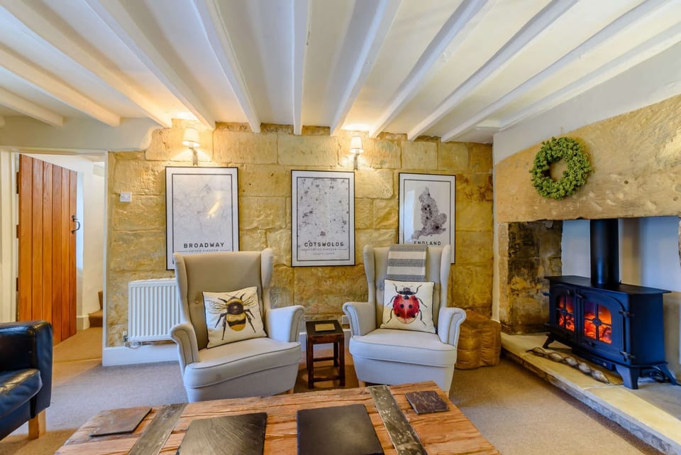 Orchard Cottage Sitting Room - StayCotswold