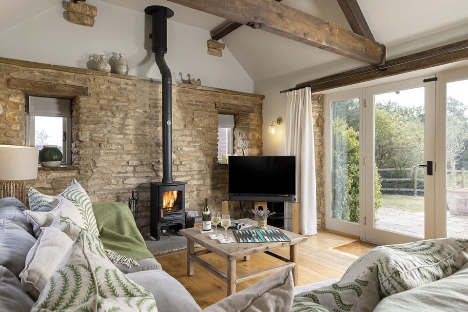 Perry Cottage Sitting Room - StayCotswold