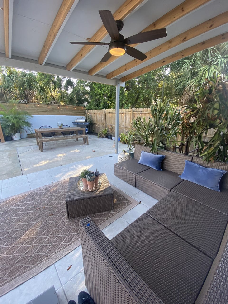 Outdoor dining