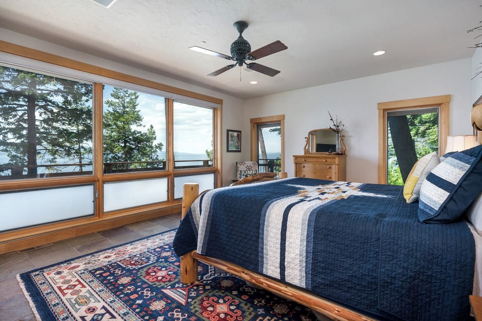 Wake up to stunning views | King Bed | Main Level