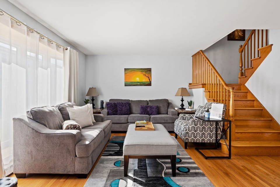 Living room.
