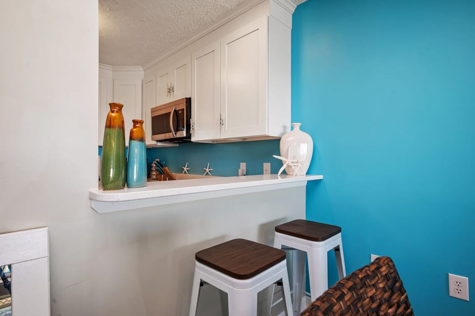 Kitchen Bar - Northeast