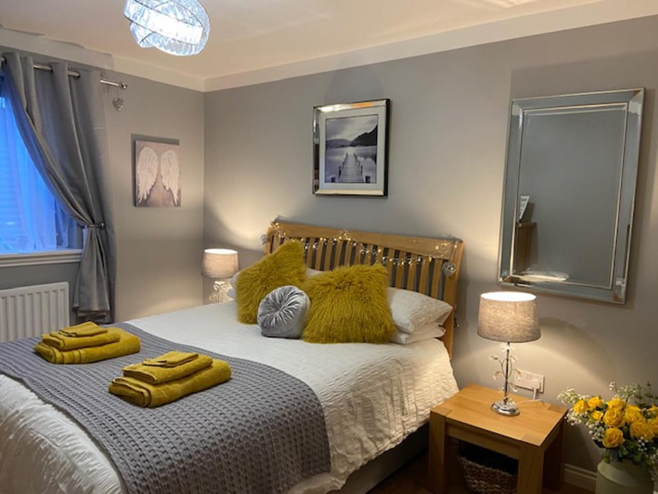 Luxury 3 Bed Lodge With Hot Tub House in Scotland