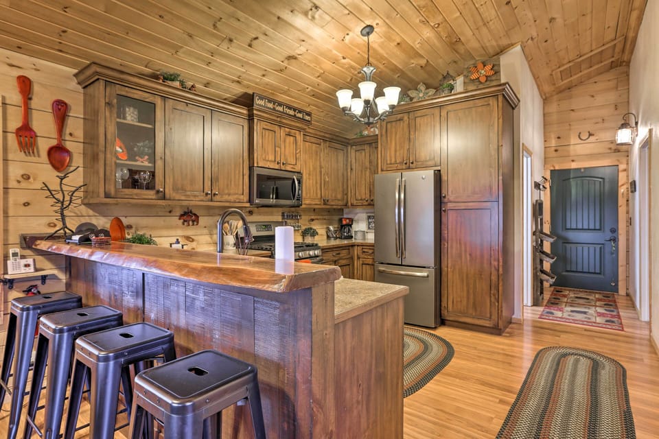 Kitchen | Fully Equipped | Cooking Basics