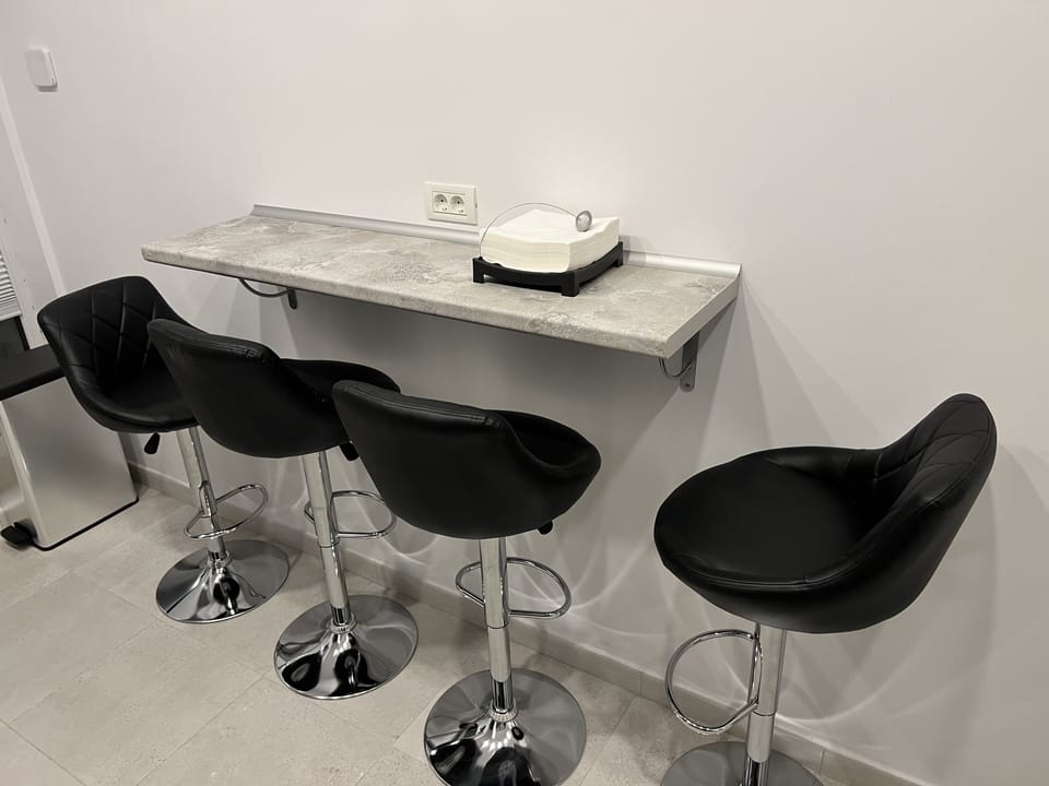 Presidential Apartment | Private kitchen | Full-size fridge, microwave, stovetop, dishwasher