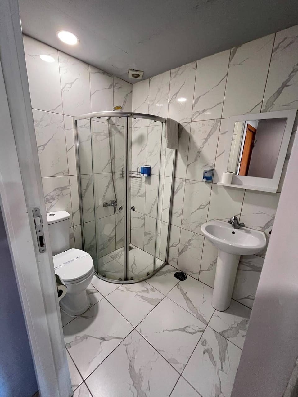 Shower, rainfall showerhead, hair dryer, slippers