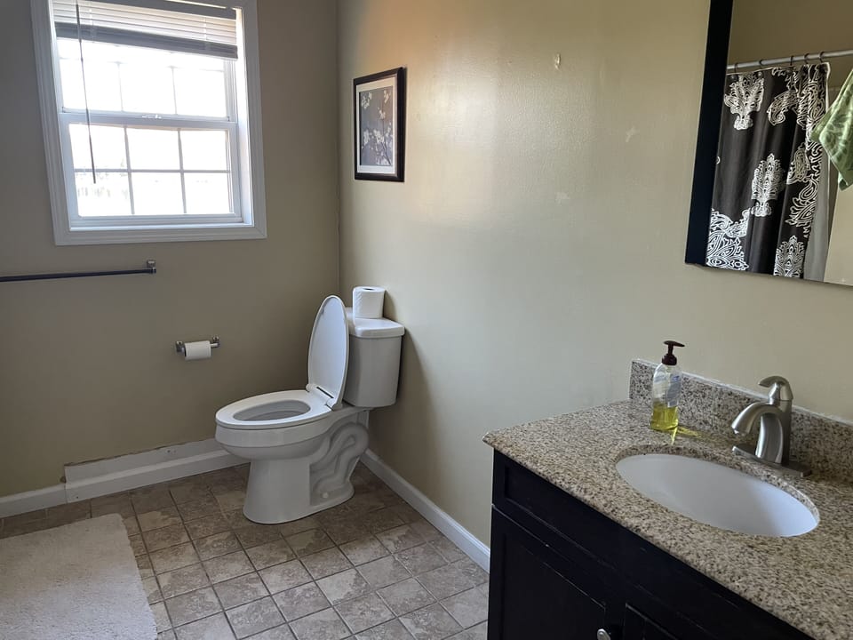 second full bathroom 