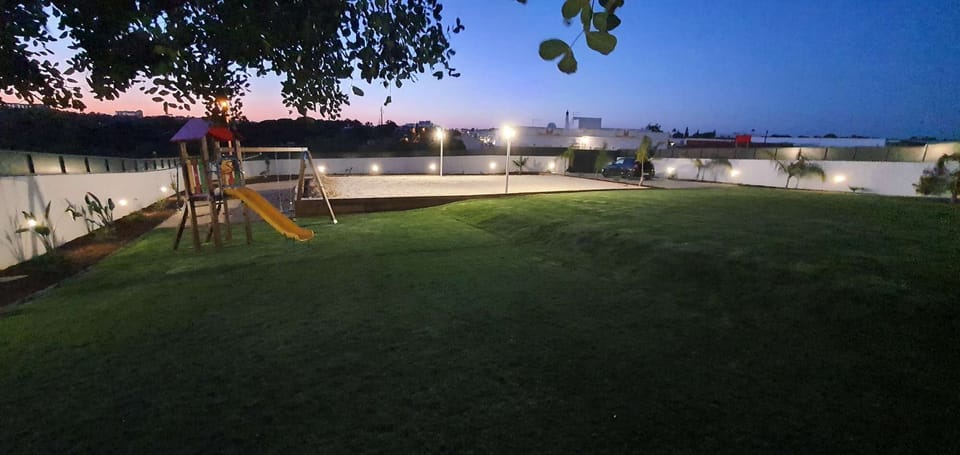 Swings and Sl8des &amp; Voleibol court