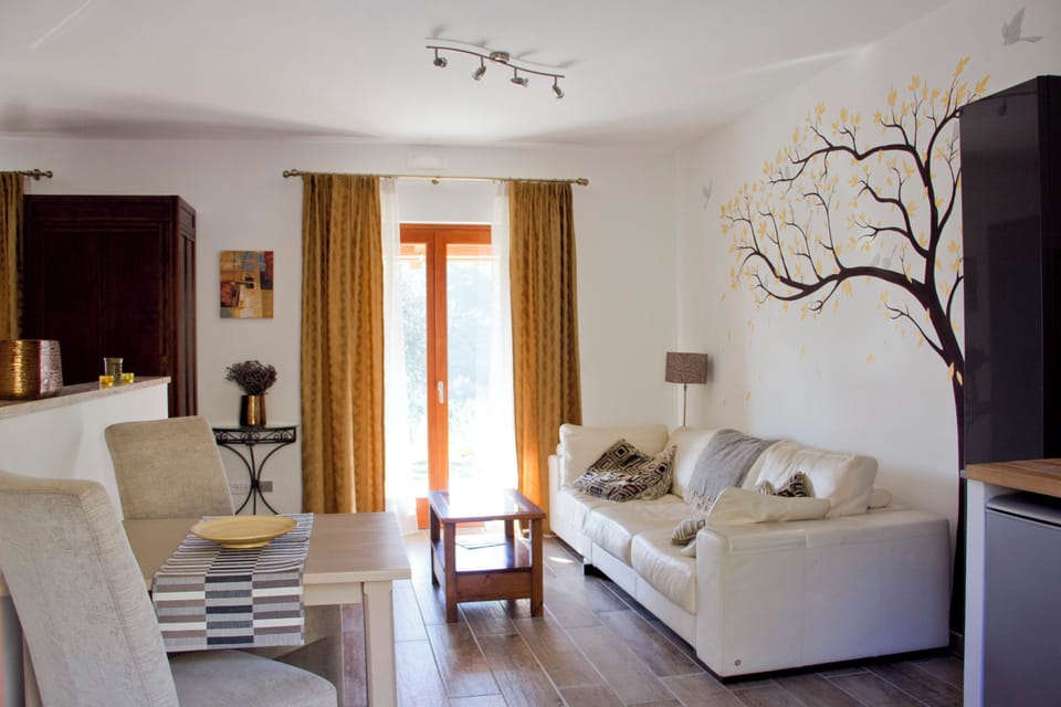 Apartment, 1 Bedroom, Smoking, Terrace | Lounge