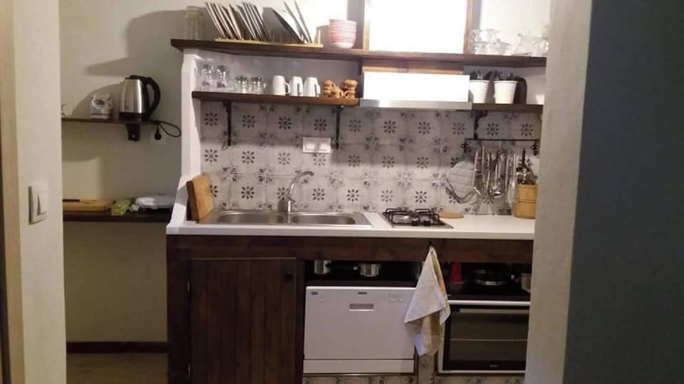 Apartment, 2 Bedrooms, Smoking, Balcony | Private kitchen