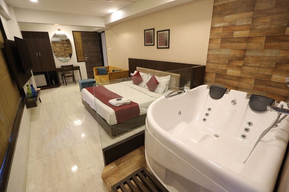 Studio Suite | Premium bedding, free WiFi