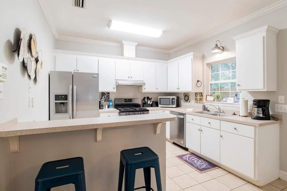 Kitchen area with bar