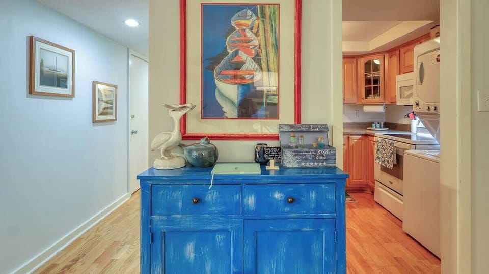Entrance Table