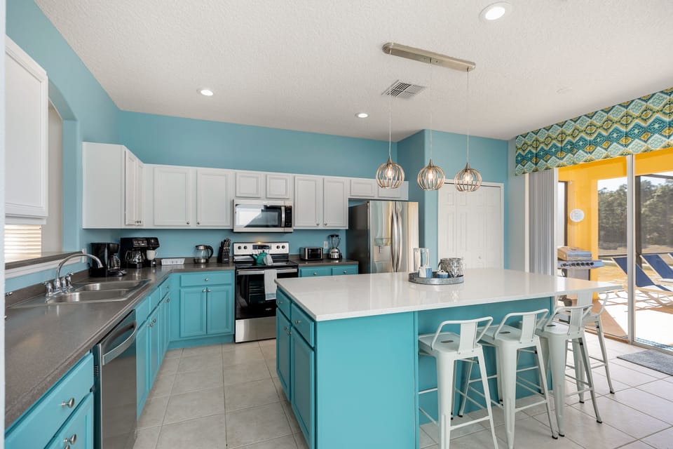 Newly installed appliances and finishes throughout