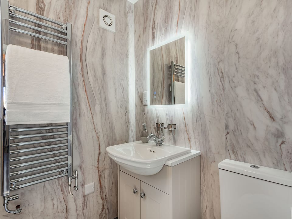 Shower room | Lizzie&rsquo;s Cottage, Fordington