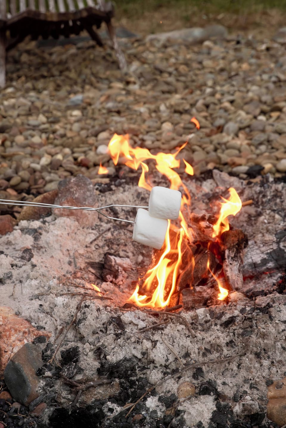 Have a hank'n for toasted marshmallows?  Cozy up around the fire pit for a spell
