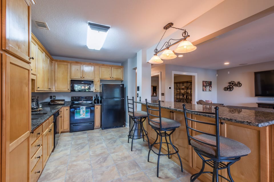 2nd full kitchen - Downstairs