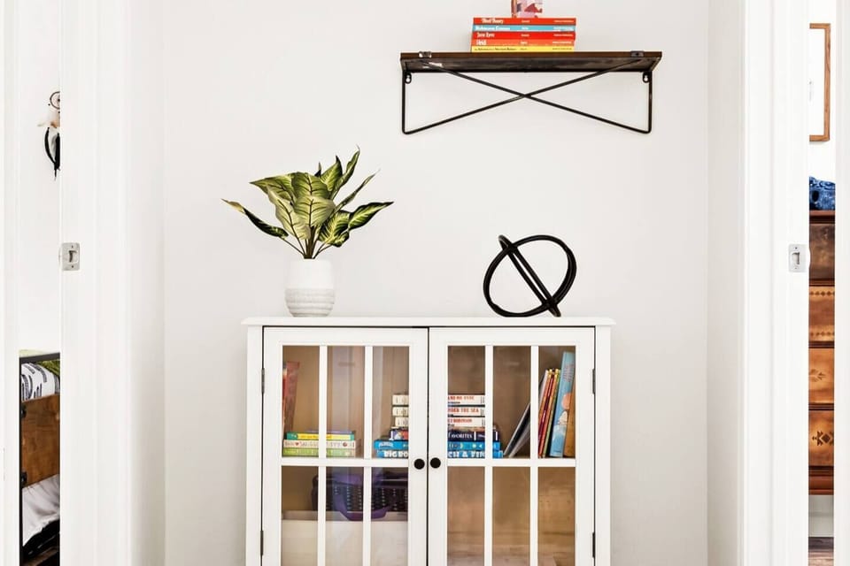 Books and games for the kiddos!