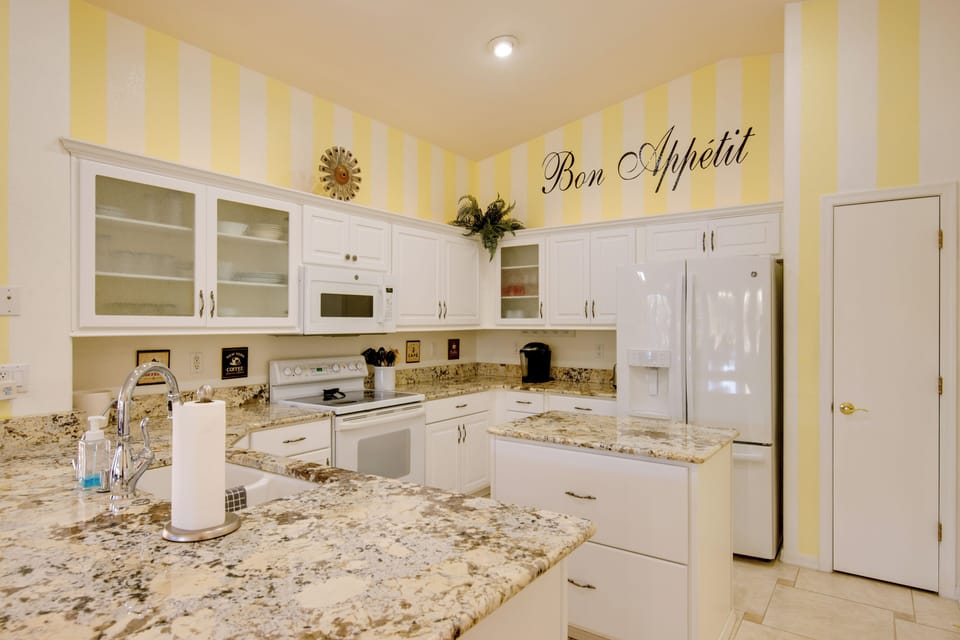 Kitchen | Keurig Coffee Maker