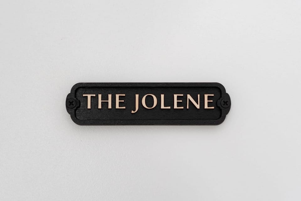 "The Jolene"


