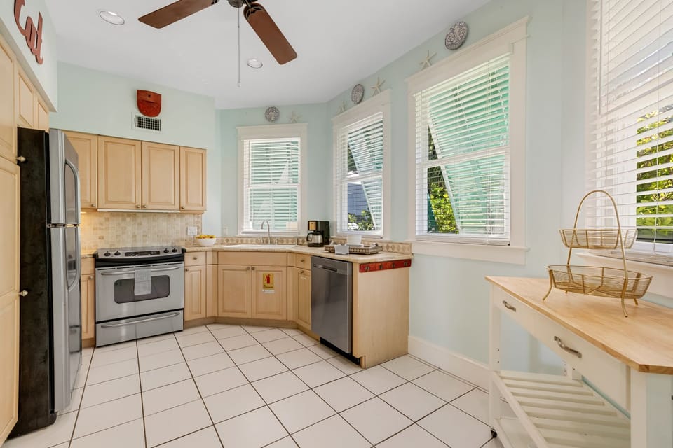 Fully equipped kitchen