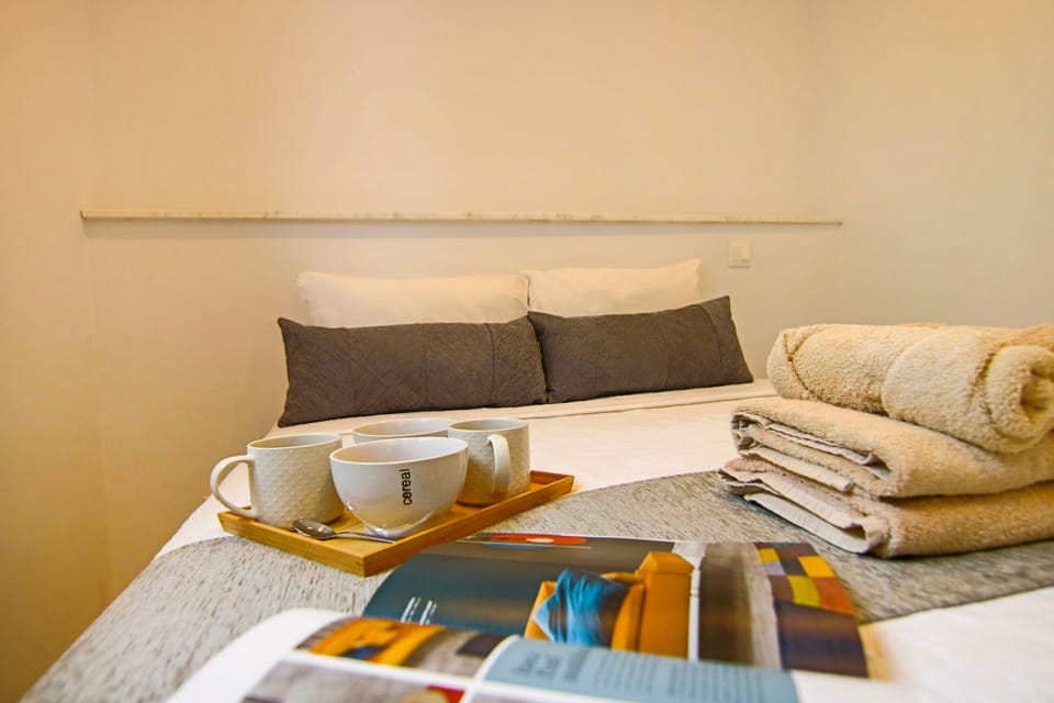 Deluxe Apartment | 2 bedrooms, in-room safe, iron/ironing board, free WiFi