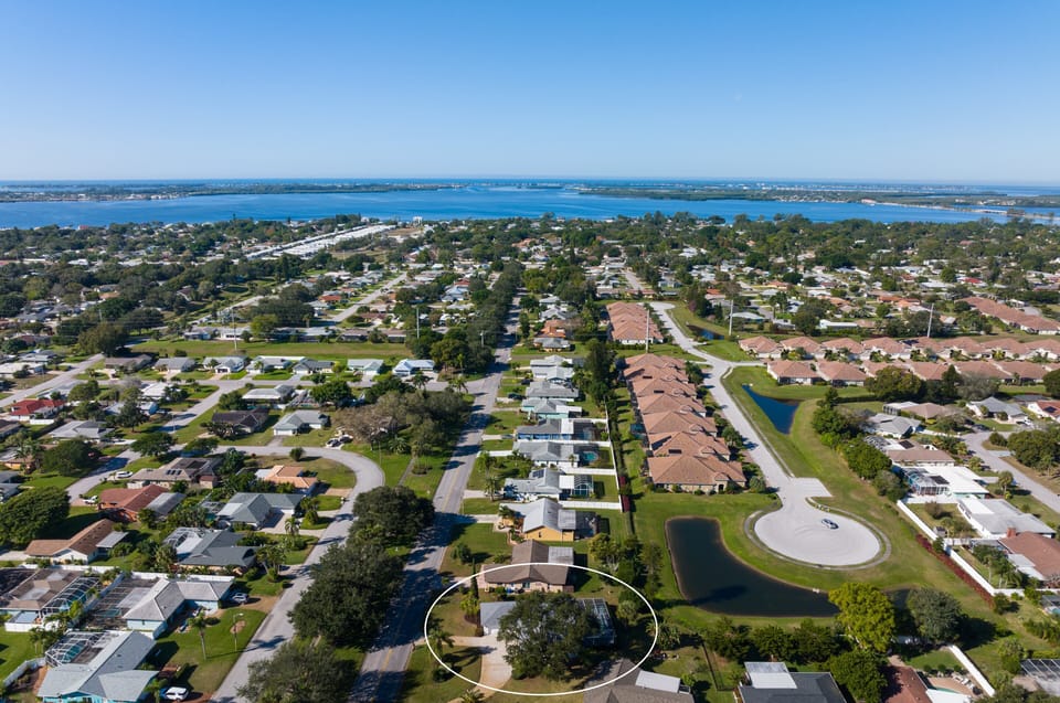 Close to the beaches!