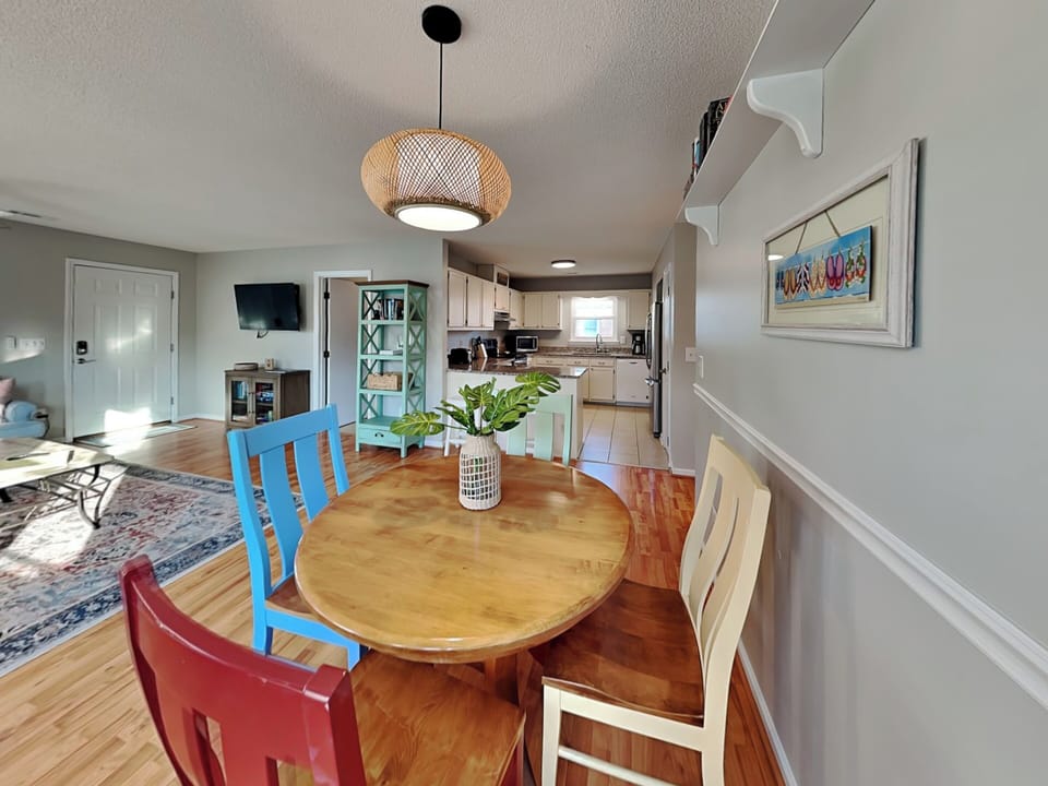 Dining Area - Dining Table Seating For Four, Breakfast Bar