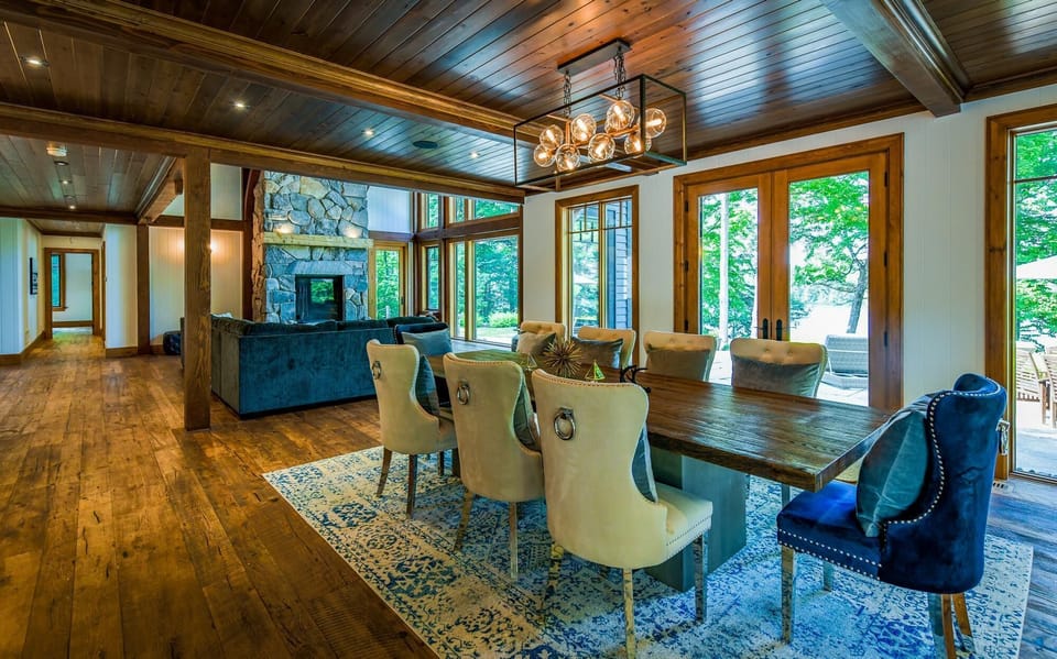 Dining (2)