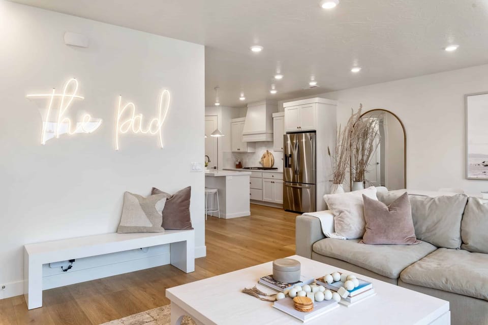 Townhome, 5 Bedrooms | Living area | Smart TV, streaming services