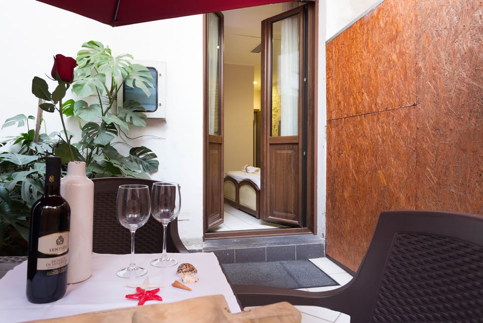 Superior Double or Twin Room | Minibar, in-room safe, free WiFi, bed sheets