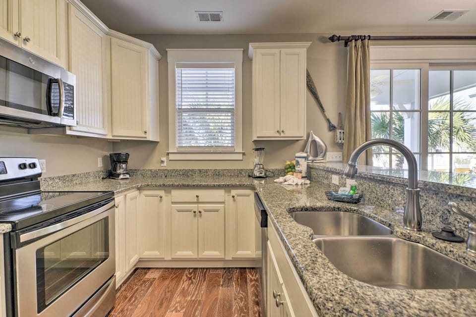 Kitchen | Cooking Basics | Drip Coffee Maker