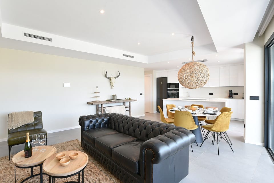 Living-dining room