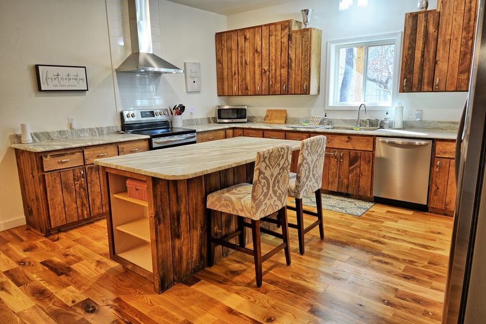 Beautiful Large Kitchen