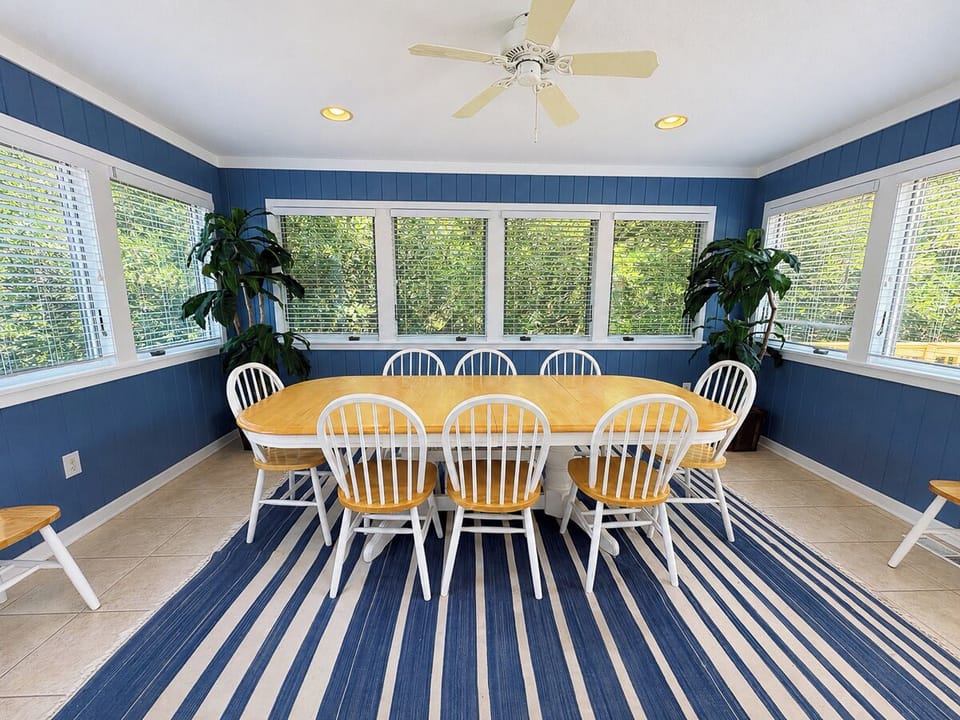 Dining Room 2026