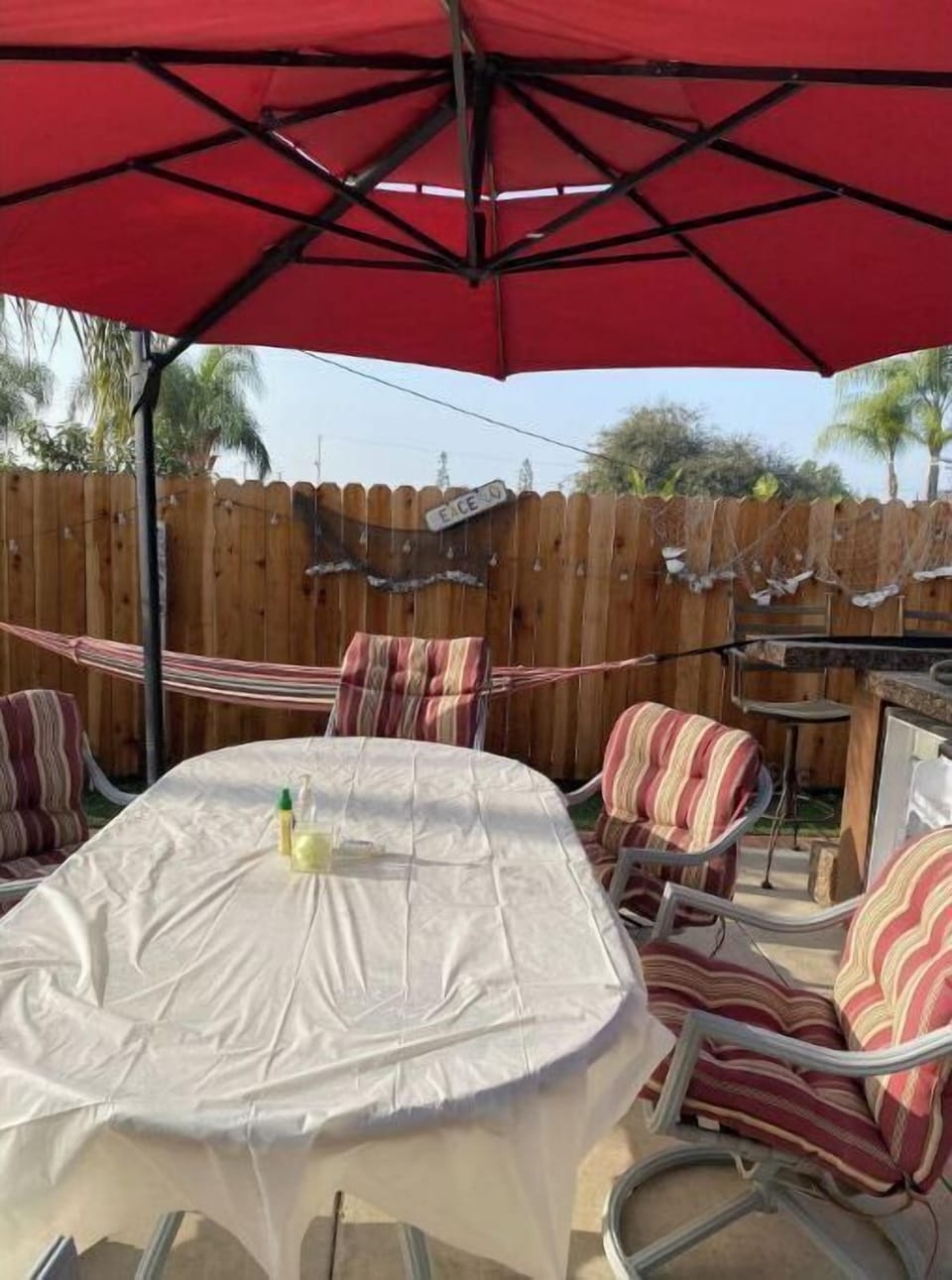 Outdoor dining