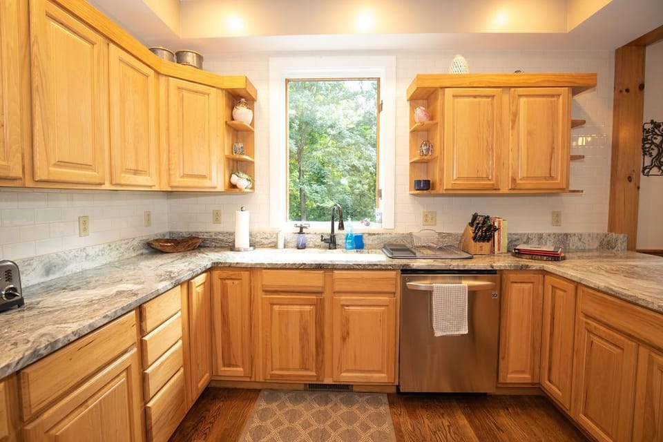Large kitchen space. 