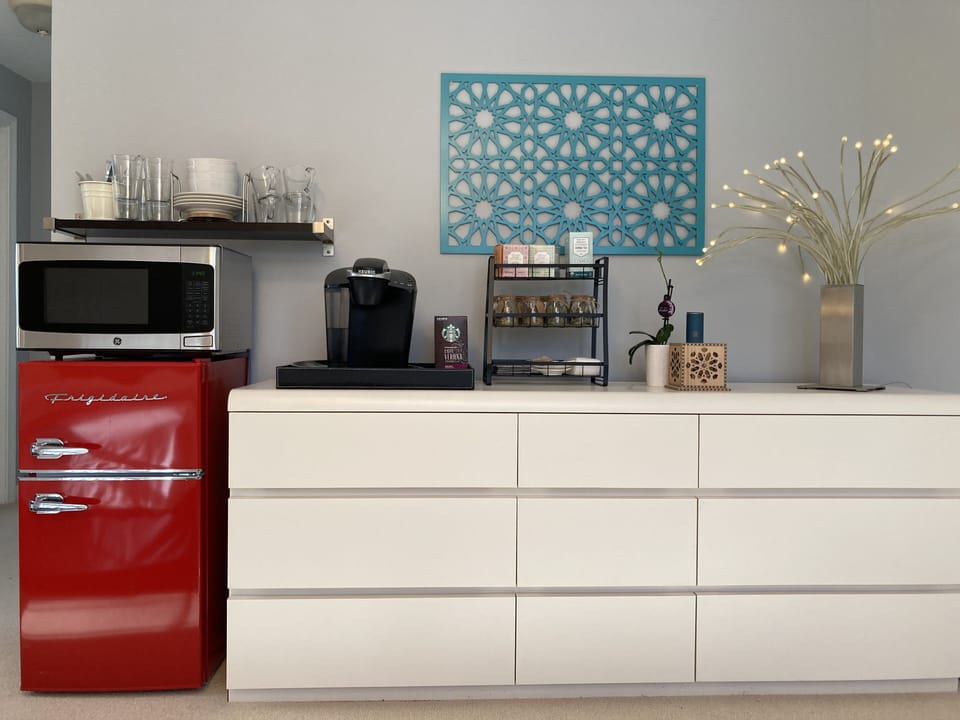 Mini fridge, microwave, assorted teas and coffee included- breakfast available 