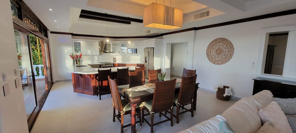 Comfortable dining area to enjoy meals together
