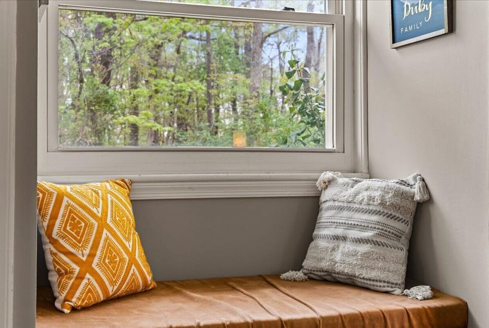 Bedroom Bench

