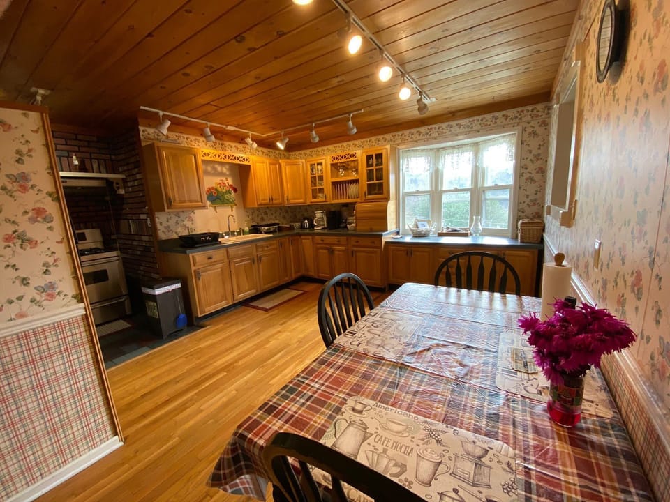 Main kitchen