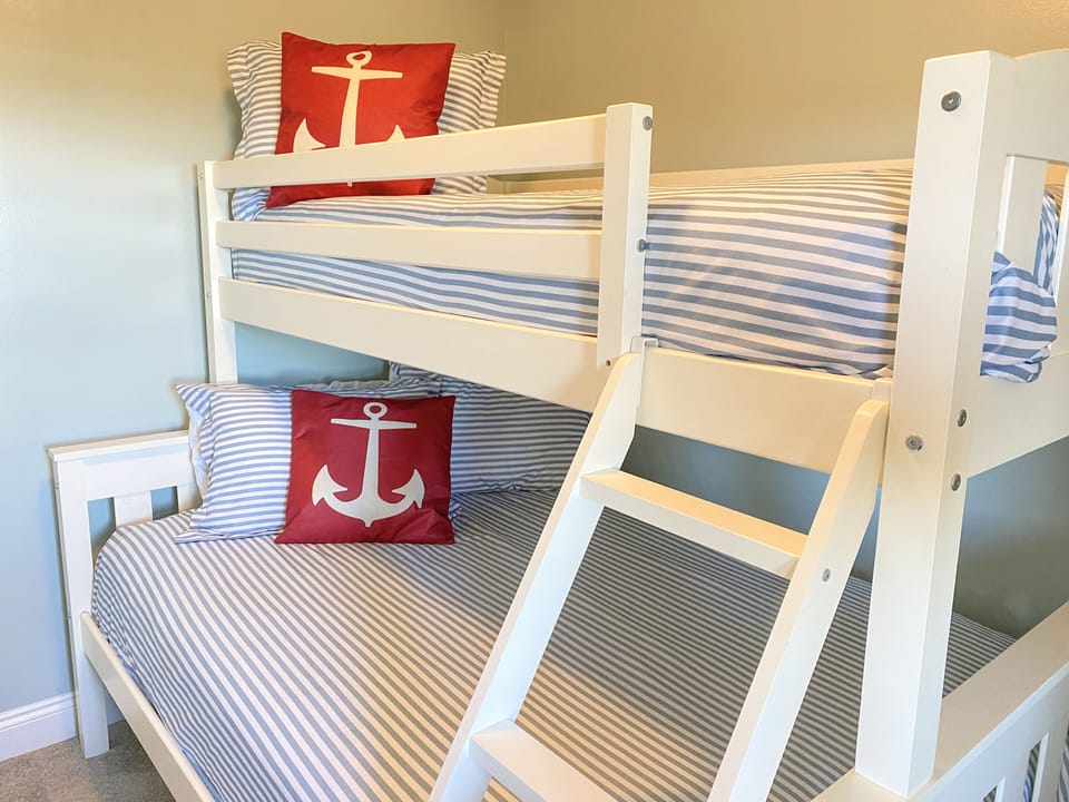 Bunk room features twin on top/full on bottom mattresses