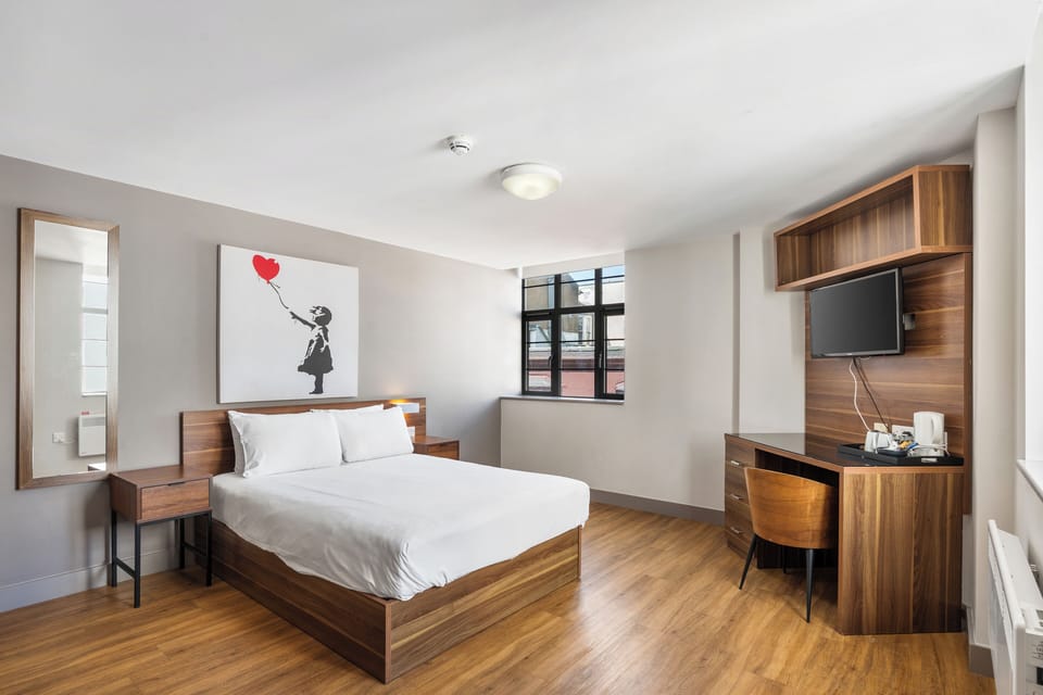Standard Double Room | In-room safe, desk, iron/ironing board (on request), bed sheets