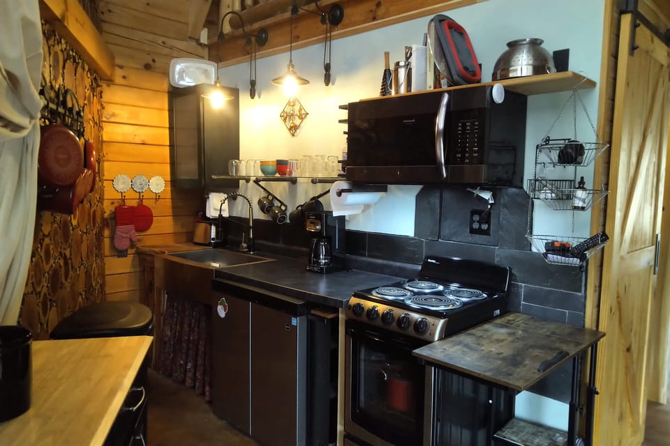 galley-style kitchen - fully equipped