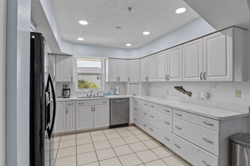 Fully equipped kitchen