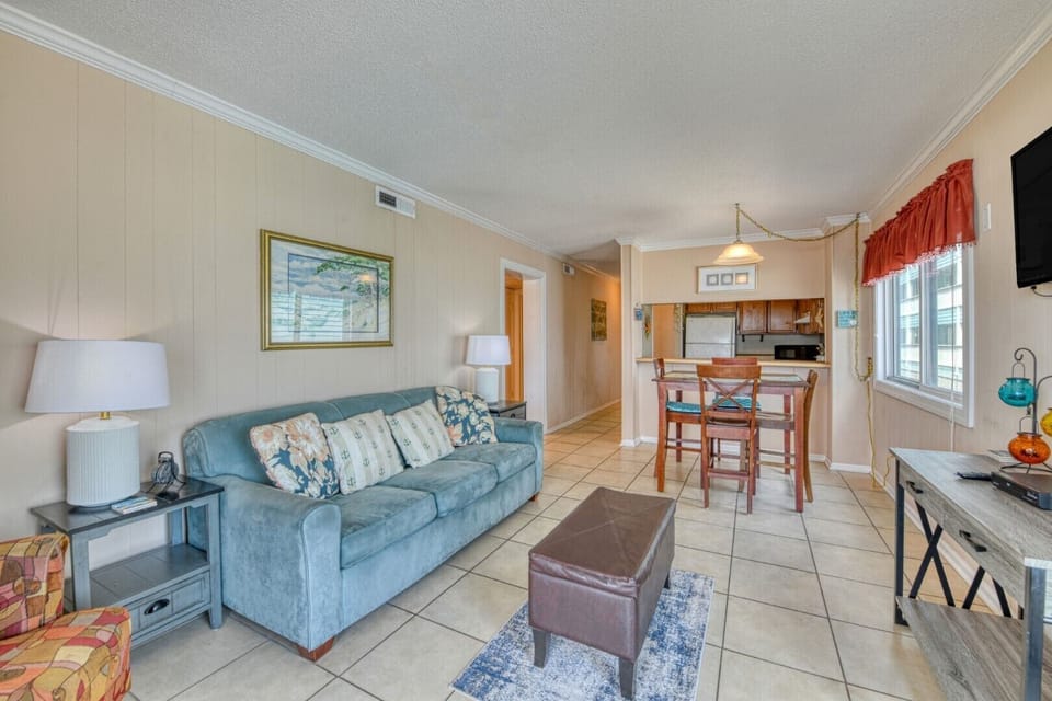 Sea Oaks 107