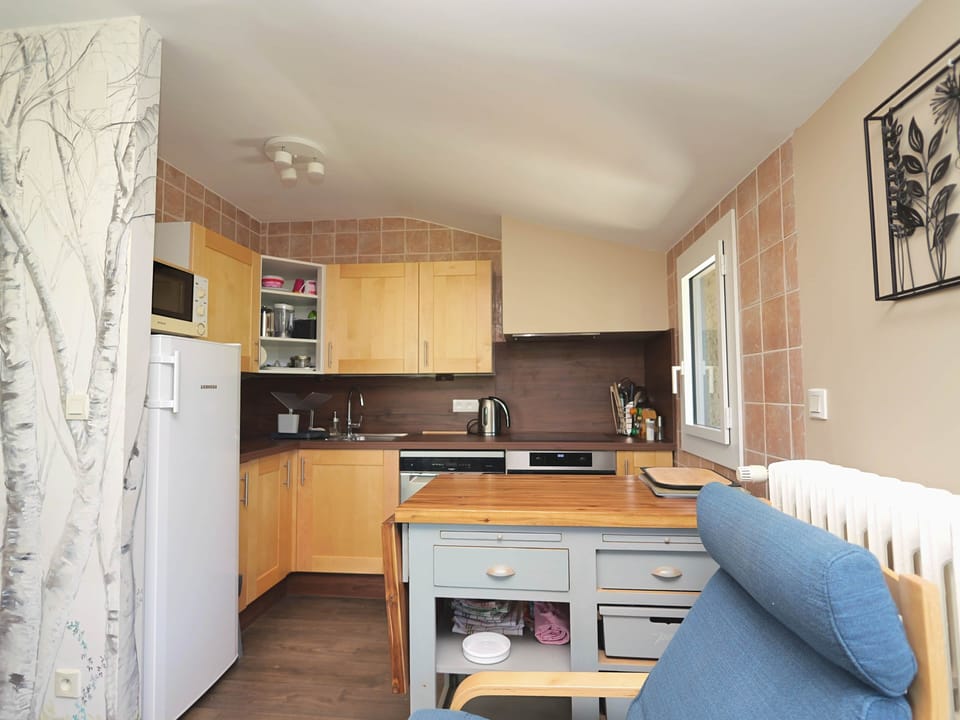 Fully equipped kitchen