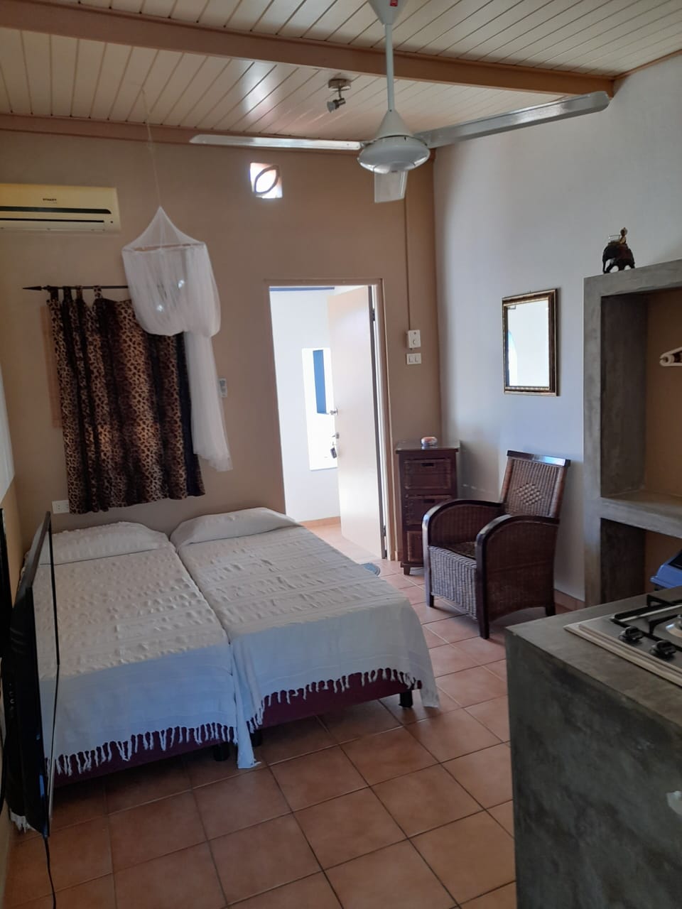 Studio | In-room safe, soundproofing, cribs/infant beds, free WiFi