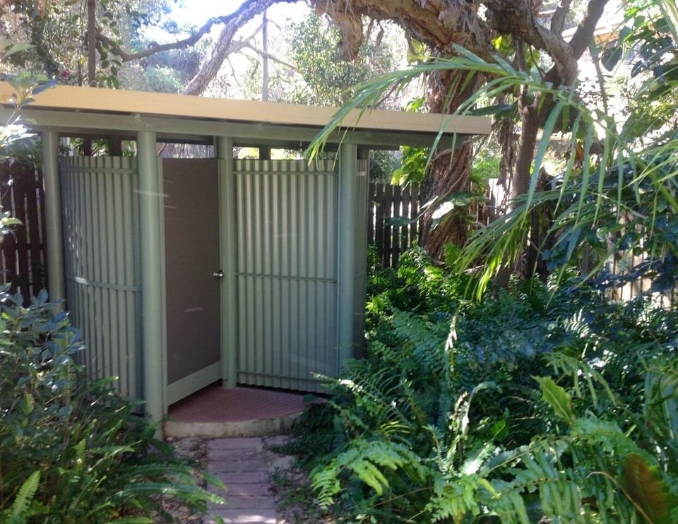 Out door hot shower 